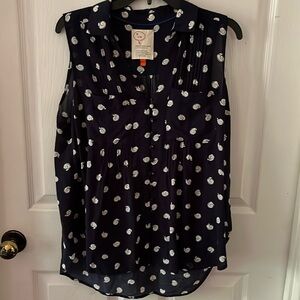 7 of 52 Conversations by Anthropologie Snail Tank medium